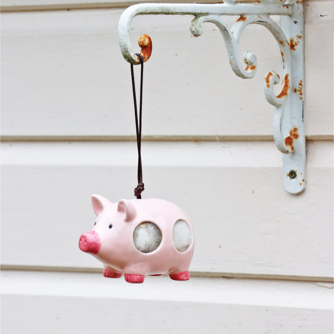 'Curlie' Hanging Ceramic Pig With Nesting Wool