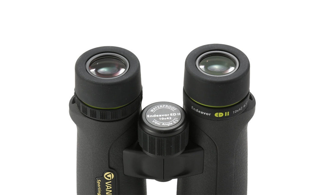 Vanguard Endeavor ED II 10x42 Binoculars + Gift