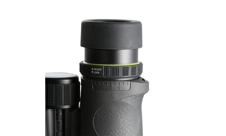 Vanguard Endeavor ED II 8x42 Binoculars + Gift