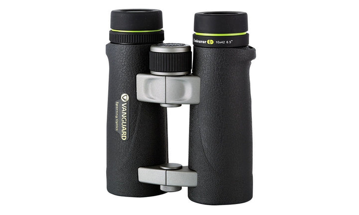 Vanguard Endeavor ED 10x42 Binoculars + Gift