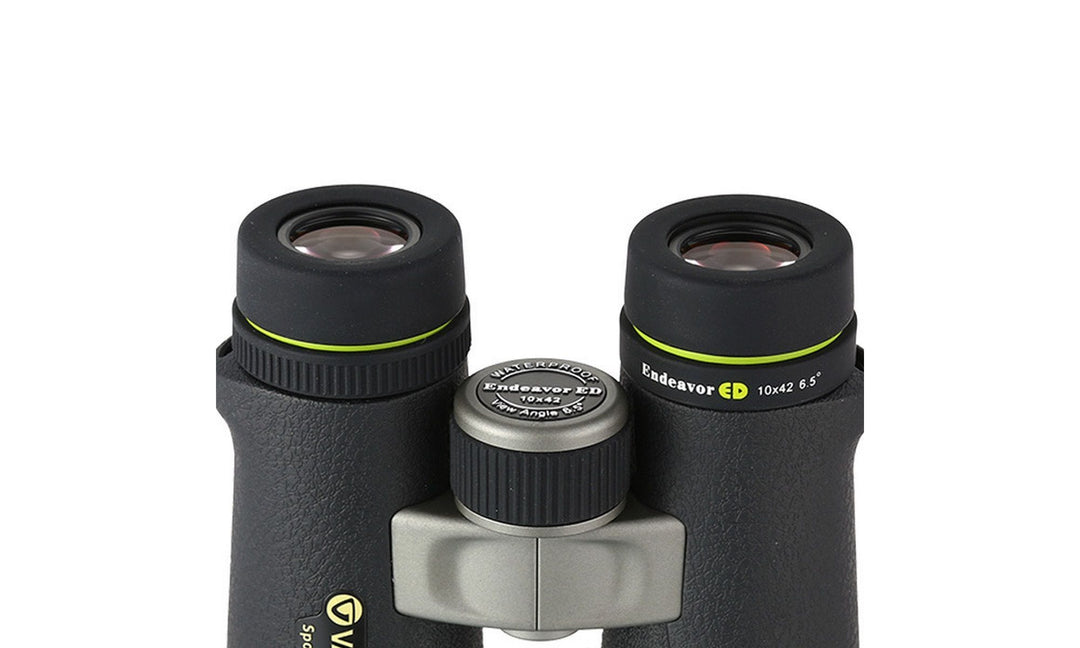 Vanguard Endeavor ED 10x42 Binoculars + Gift