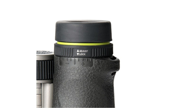 Vanguard Endeavor ED 10x42 Binoculars + Gift