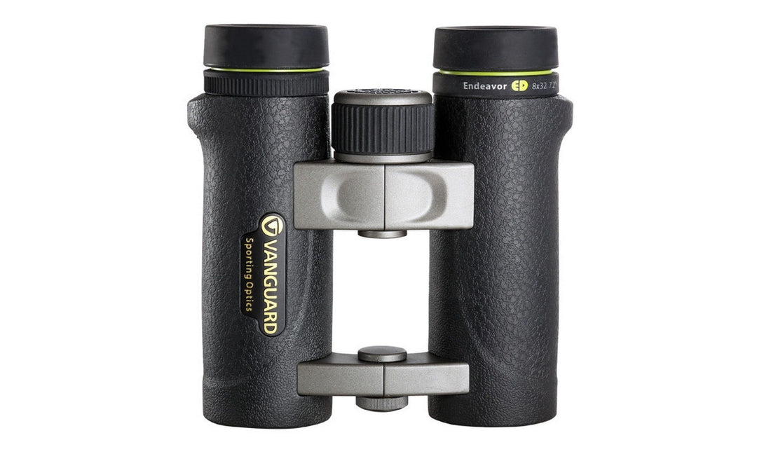Vanguard Endeavor ED 8x32 Binoculars + Gift