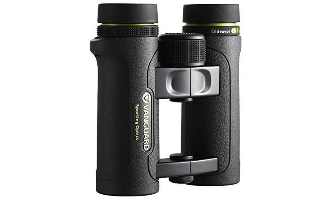 Vanguard Endeavor ED II 8x32 Binoculars + Gift